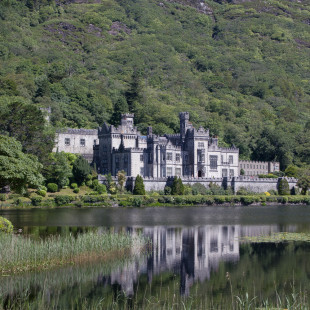 Driving the Connemara Loop
